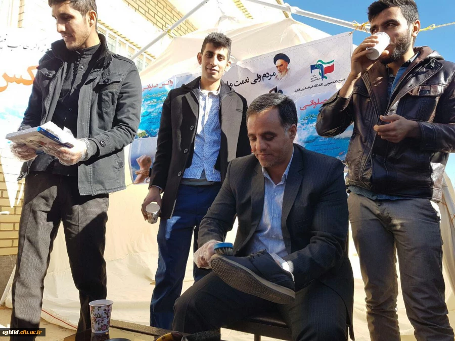 رئیس حوزه علمیه اقلید پیرامون هویت، رسالت و روز دانشجو، اشاره به فرمایشات امام راحل در مورد جایگاه و وظایف این قشر، تأکید بر لزوم دشمن شناسی و استکبارستیزی آنان و توجه ویژه به مسائل فرهنگی