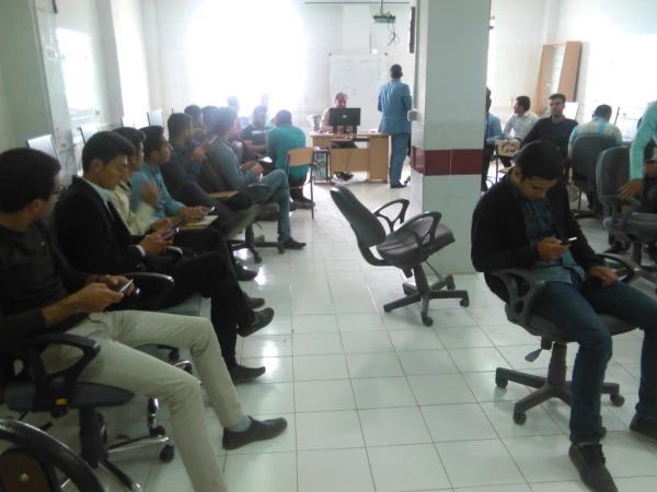 اجرای اپلیکیشن پیمایش موبایلی 4