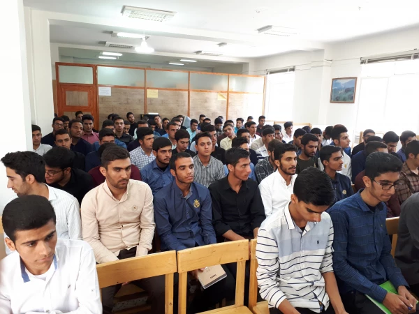 جلسه توجیهی جهت دانشجویان جدیدالورود 3