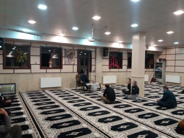 جلسه هیئت رزمندگان شهرستان اقلید با حضور ریاست محترم دانشگاه برای تجلیل از خدام الحسین (ع) 4