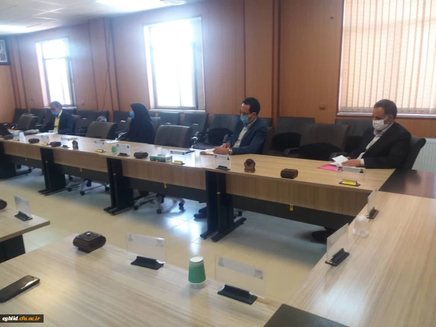 برگزاری جلسه استادان کارورزی با حضور ریاست محترم دانشگاه و مدیر گروه دانشگاه آقای دکتر رضایی فرد 2