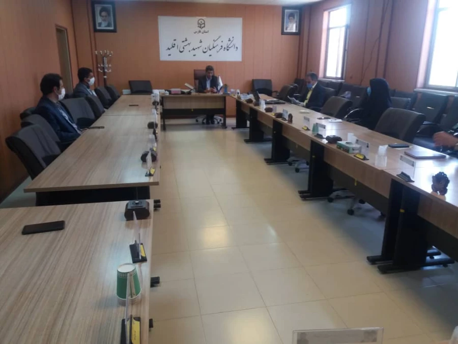 برگزاری جلسه استادان کارورزی با حضور ریاست محترم دانشگاه و مدیر گروه دانشگاه آقای دکتر رضایی فرد 3