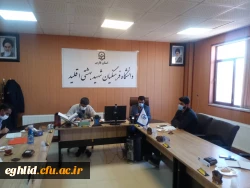 برگزاری جلسه با حضور اعضای شورای صنفی و بسیج دانشجویی 4