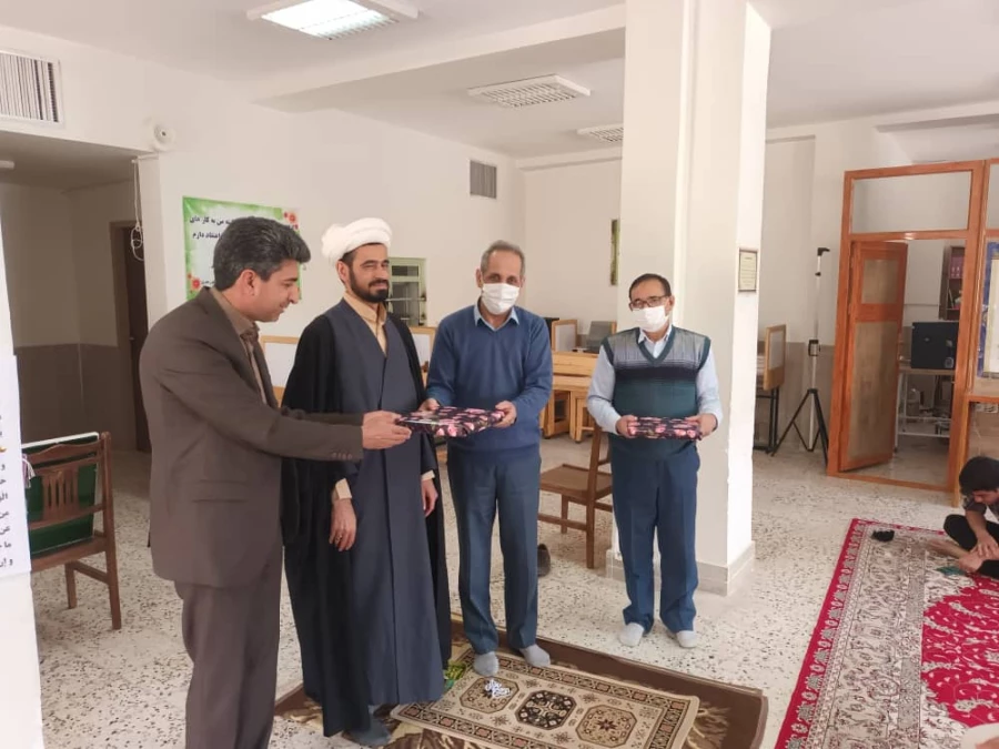 تقدیر از همکاران جانباز مرکز شهید بهشتی اقلید 3