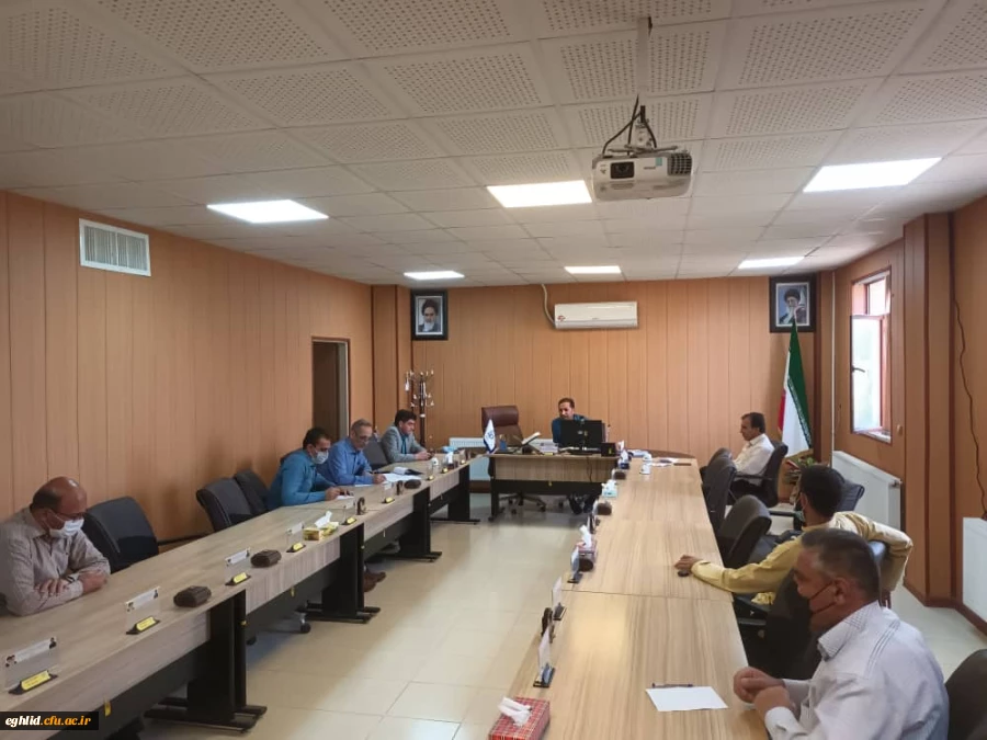 برگزاری جلسه شورای اداری جهت امتحانات 2