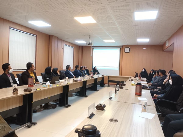 جلسه توجیهی با استادان در ترم جدید 4