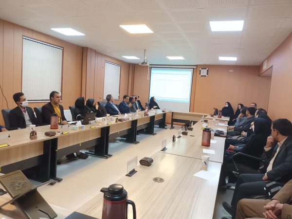 جلسه توجیهی با استادان در ترم جدید 5