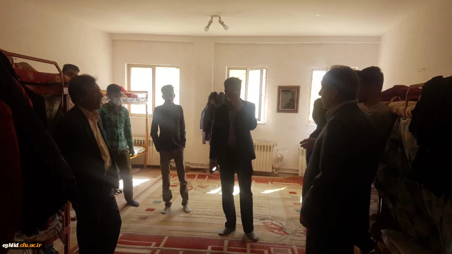 بازدید همکاران حوزه نظارت و ارزیابی دانشگاه فرهنگیان فارس از واحد شهید بهشتی اقلید 2