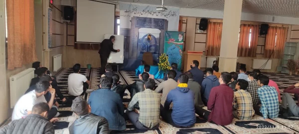 برگزاری کارگاه آموزشی تغذیه در مرکز شهید بهشتی اقلید . 4