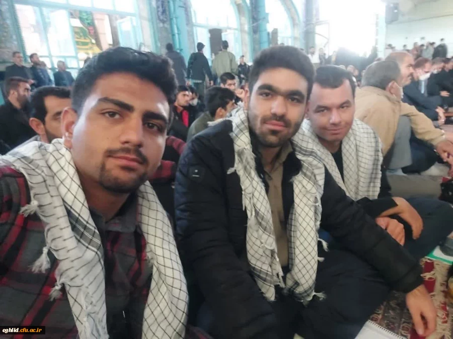 حضور جمعی از کارکنان و دانشجویان مرکز شهید بهشتی در اجتماع بزرگ بسیجیان شهرستان اقلید  3