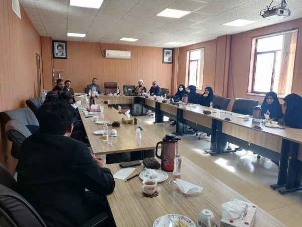 نشست هم اندیشی استادان دانشگاه های شهرستان اقلید  2