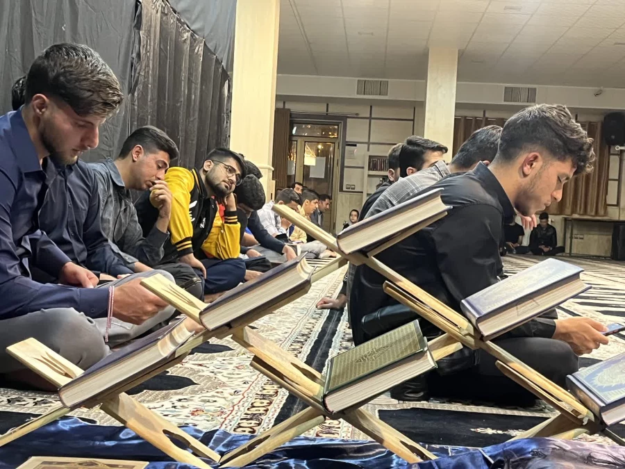 مراسم احیای شب نوزدهم ماه مبارک رمضان. نماز خانه مرکز شهید بهشتی اقلید. 3