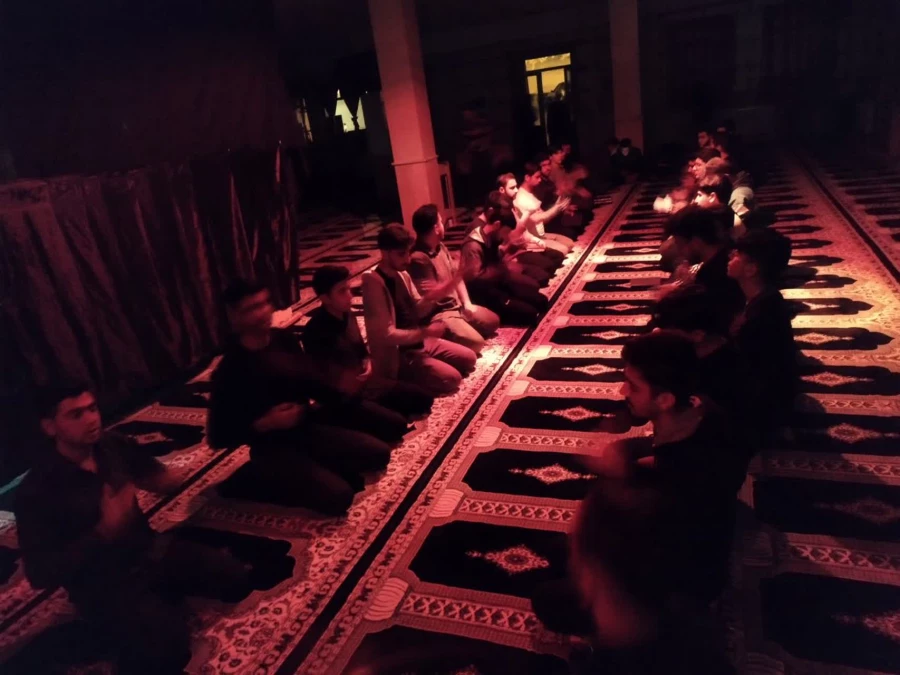 مراسم احیای شب نوزدهم ماه مبارک رمضان. نماز خانه مرکز شهید بهشتی اقلید. 7