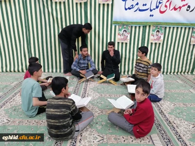 حضور دانشجومعلمان مرکز شهید بهشتی اقلید در اعتکاف دانش آموزی مسجد جامع شهرستان اقلید