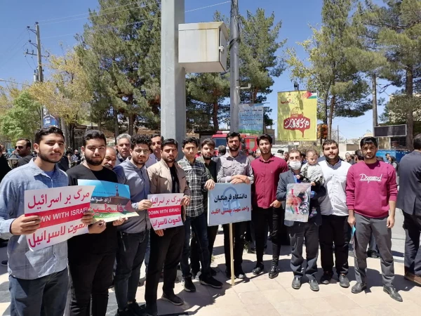 حضور پرشور دانشجو معلمان مرکز شهید بهشتی اقلید در راهپیمایی عظیم روز جهانی قدس. 2