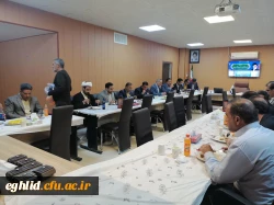 نشست جناب آقای دکتر وحیدی معاونت محترم هماهنگی دانشگاه فرهنگیان استان فارس با استادان مرکز شهید بهشتی اقلید 3