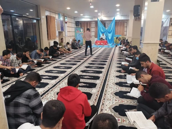 محفل انس با قرآن کریم با حضور قاریان برجسته  محمد حسین حسین زاده  ، محمد حسن رحیم زاده  5