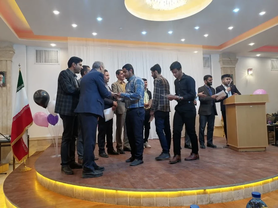 برگزاری جشن هفته بزرگداشت مقام معلم مرکز شهید بهشتی اقلید  6