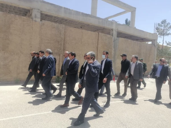 بازدید دکتر خان محمدی معاون وزیر و رئیس سازمان نوسازی، توسعه و تجهیز مدارس کشور از طرح های عمرانی دانشگاه فرهنگیان واحد شهید بهشتی اقلید  7