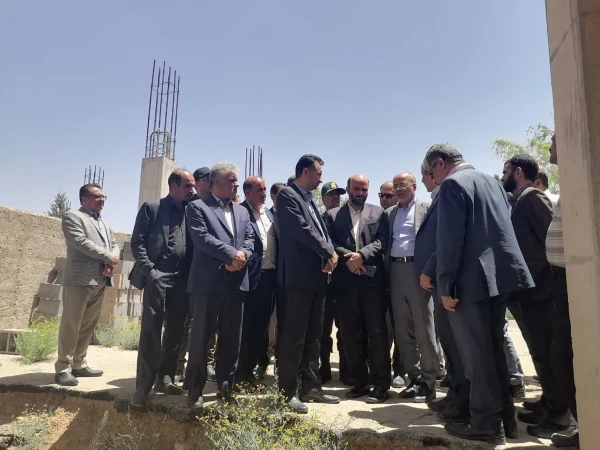 بازدید دکتر خان محمدی معاون وزیر و رئیس سازمان نوسازی، توسعه و تجهیز مدارس کشور از طرح های عمرانی دانشگاه فرهنگیان واحد شهید بهشتی اقلید  8