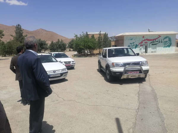 بازدید دکتر خان محمدی معاون وزیر و رئیس سازمان نوسازی، توسعه و تجهیز مدارس کشور از طرح های عمرانی دانشگاه فرهنگیان واحد شهید بهشتی اقلید  10