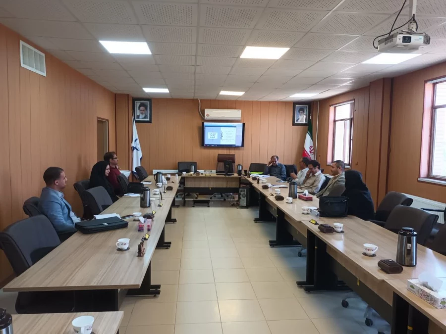 دوره ضمن خدمت ویژه استادان دروس کارورزی 1 و 3  3