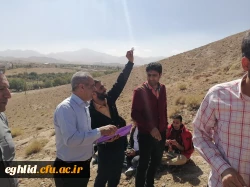 برنامه پیاده روی و کوه پیمایی کارکنان و دانشجویان مرکز شهید بهشتی اقلید به مناسبت هفته تربیت بدنی 4