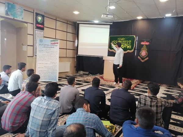 جلسه توجیهی نو دانشجو معلمان مرکز شهید بهشتی اقلید برگزار شد 3