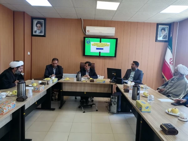 جلسه استادان و کارکنان مرکز شهید بهشتی اقلید با جناب آقای دکتر زارع شیبانی 2