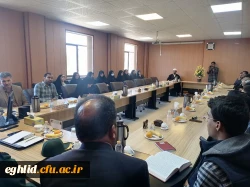 نشست اساتید بسیجی شهرستان اقلیدبه مناسبت هفته بسیج برگزار شد  3