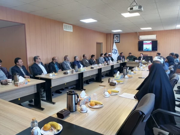 نشست اساتید بسیجی شهرستان اقلیدبه مناسبت هفته بسیج برگزار شد  4