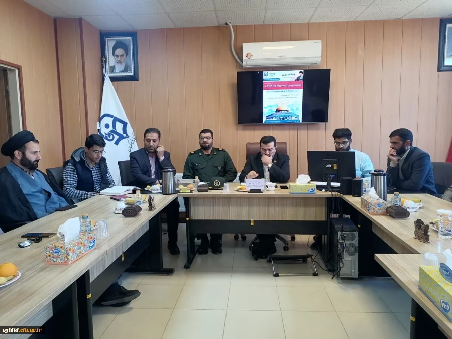 نشست اساتید بسیجی شهرستان اقلیدبه مناسبت هفته بسیج برگزار شد  8