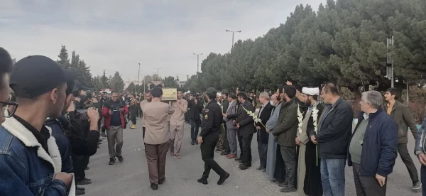 آئین معنوی و باشکوه استقبال از شهید گمنام در شهرستان اقلید برگزار شد 12