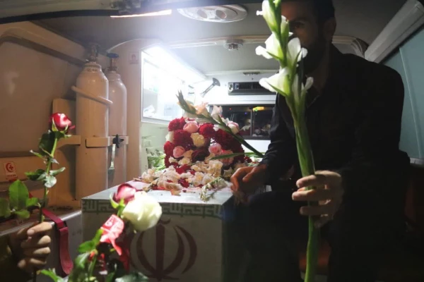 مراسم وداع با پیکر مطهر شهید گمنام در دانشگاه فرهنگیان واحد شهید بهشتی اقلید 4