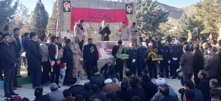 تشیع و خاکسپاری پیکر پاک شهید گمنام در مرکز شهید بهشتی اقلید 7