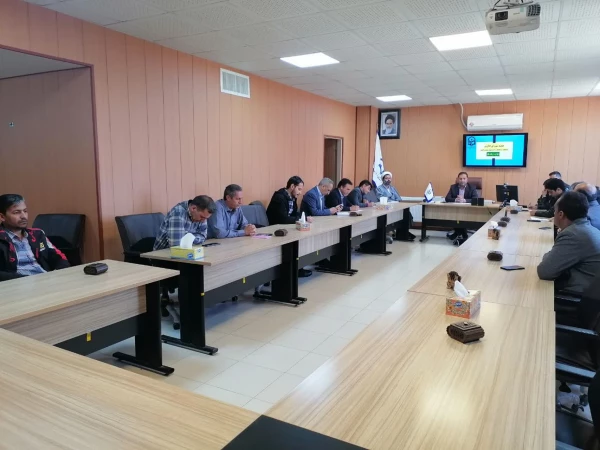 اولین جلسه شورای اداری کارکنان دانشگاه فرهنگیان واحد شهید بهشتی اقلید در سال 1403 برگزار شد 4