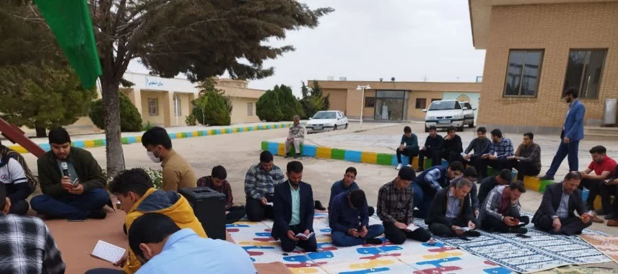 مراسم یادواره هفتگی شهید گمنام در مرکز شهید بهشتی اقلید برگزار شد  7