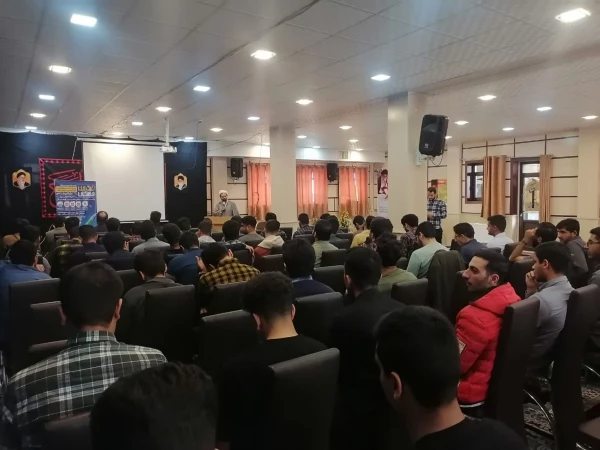 جلسه آموزش و توجیه دانشجو معلمان در مورد طرح جهاد تبیین (لیگ جت) برگزار شد .  6