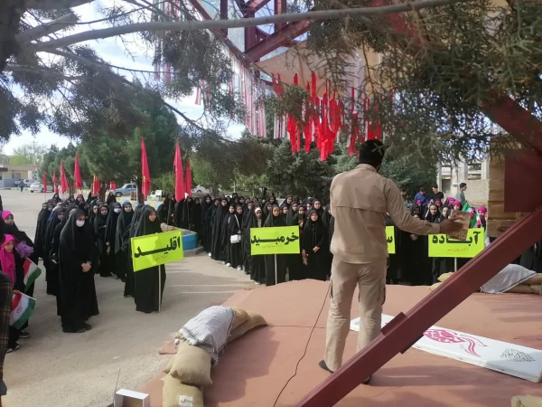 مراسم افتتاحیه مسابقات قرآن دانش آموزی ادارات آموزش و پرورش شمال استان فارس در مرکز شهید بهشتی اقلید برگزار شد 7