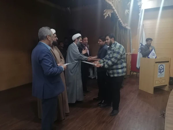 مراسم هفته بزرگداشت مقام معلم در مرکز شهید بهشتی اقلید برگزار شد 8