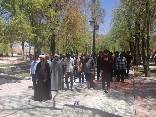 اردوی تفریحی دانشجویان مرکز شهید بهشتی اقلید در بوستان محمد رسول الله 2