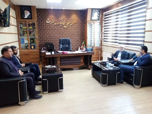 دیدار  دکتر صالحی نماینده مردم شهرستان اقلید با دکتر صادقی مدیر دانشگاه فرهنگیان استان فارس 3