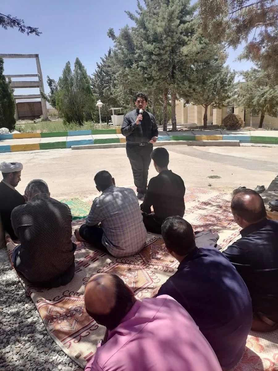 گزارش مراسم یادواره هفتگی شهید گمنام  5