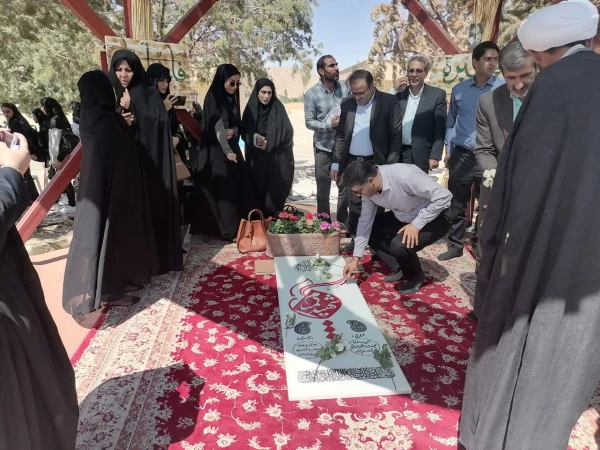 تجدید میثاق جمعی از دانشجویان و کارکنان دانشگاه های شهرستان اقلید با مقام شامخ شهدا 5