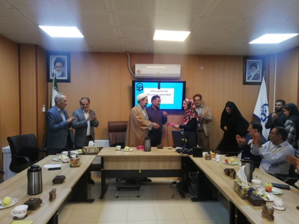 جلسه هم اندیشی استادان مرکز شهید بهشتی اقلید 3