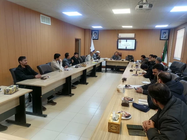 جلسه شورای اداری کارکنان 3