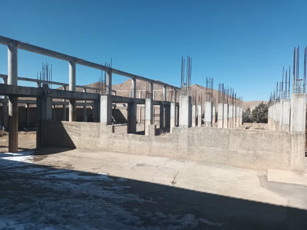 پروژه نیمه تمام سالن چند منظوره دانشگاه فرهنگیان شهید بهشتی اقلید  2