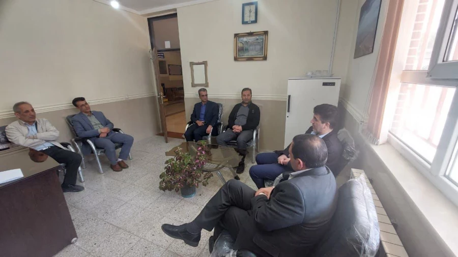 پیگیری تامین فضا برای مرکز شهید بهشتی اقلید توسط مسئولین دانشگاه 4