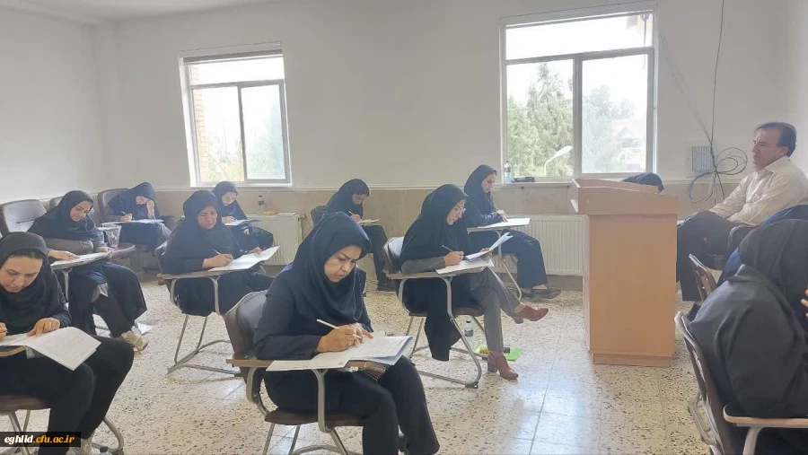 برگزاری آزمون اصلح مهارت  آموزان در  مرکز شهید بهشتی اقلید 
 2