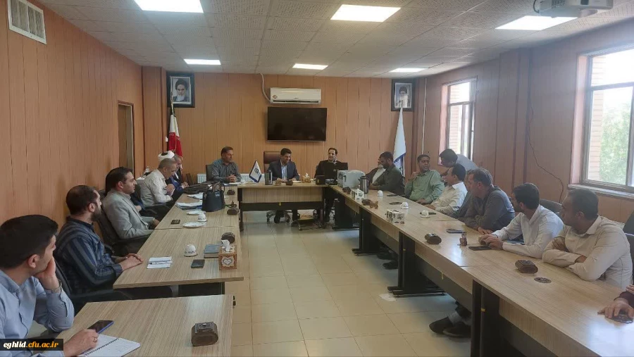 بازدید آقای دکتر شیروانی شیری سرپرست دانشگاه فرهنگیان فارس و حاج آقا جعفری مسئول نهاد رهبری در دانشگاه از واحد شهید بهشتی اقلید 2
